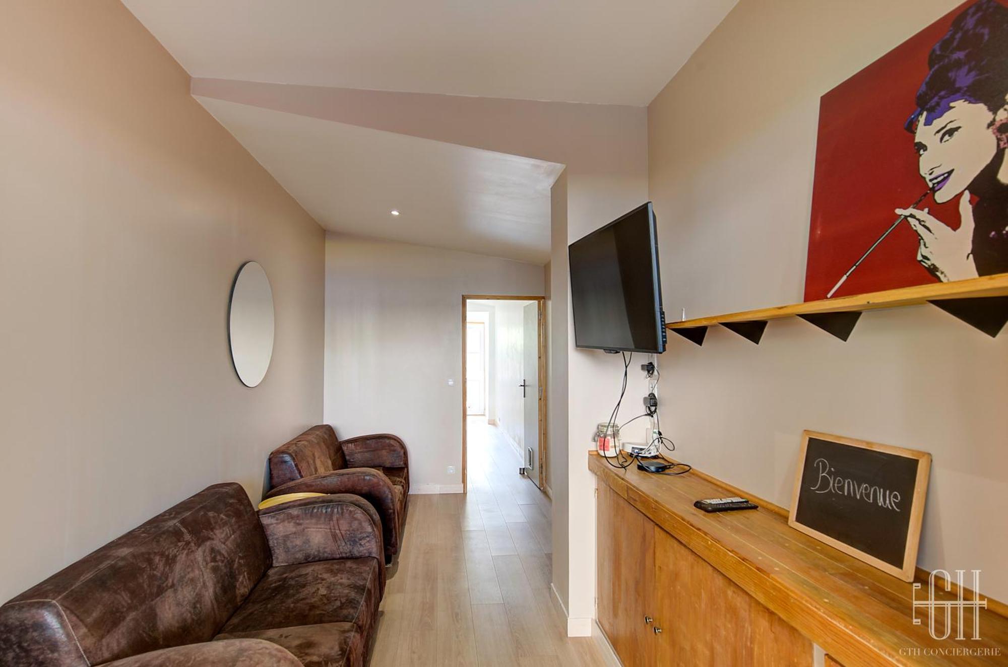 Le Qg Apartment Тур Екстериор снимка