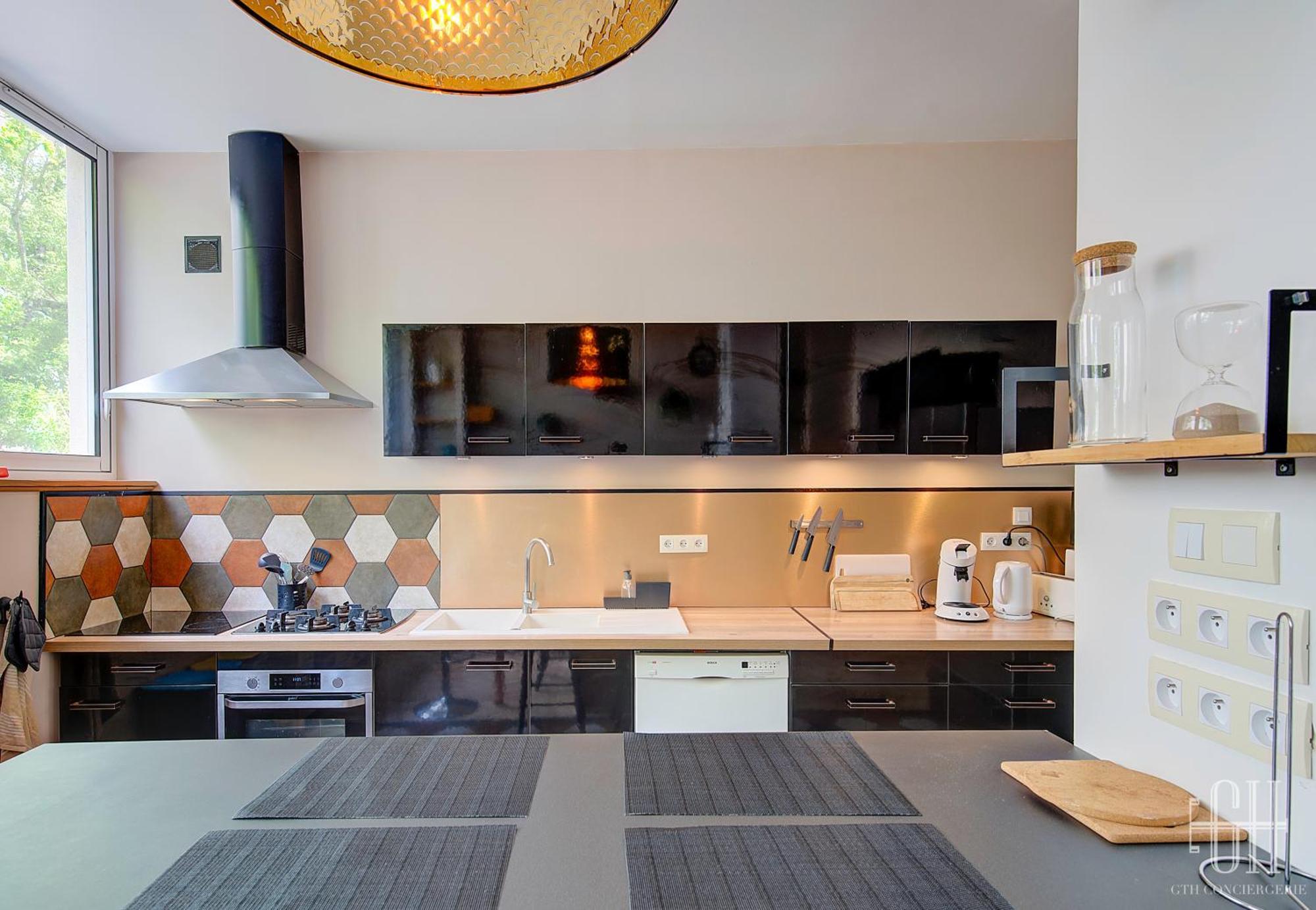 Le Qg Apartment Тур Екстериор снимка