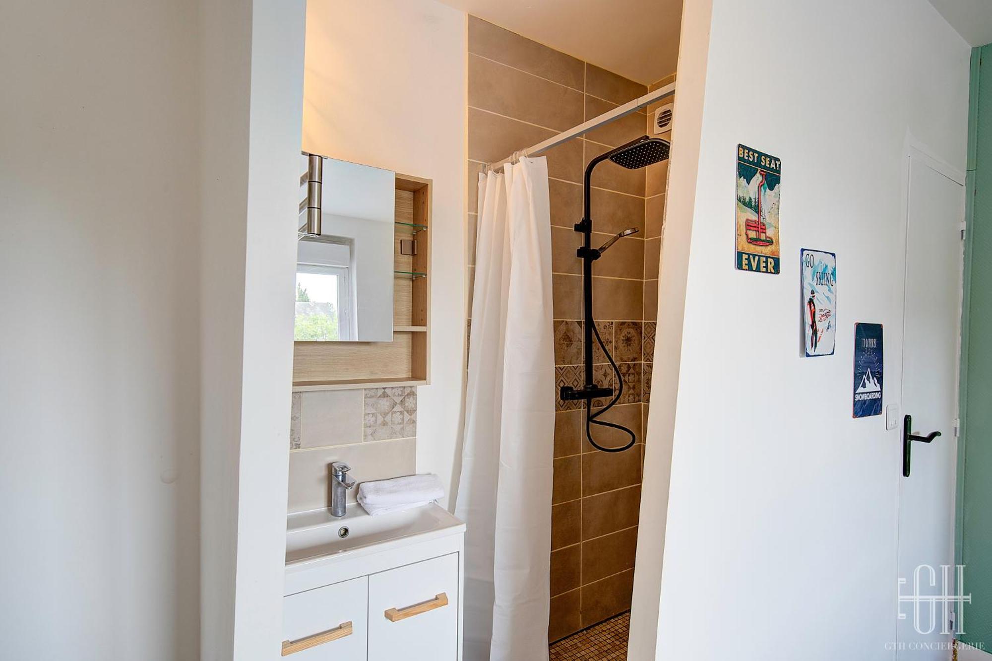 Le Qg Apartment Тур Екстериор снимка