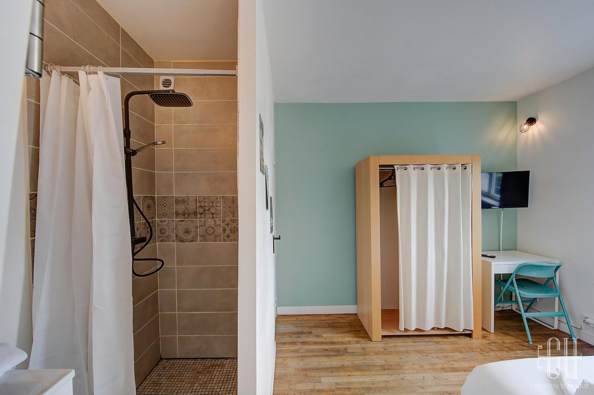 Le Qg Apartment Тур Екстериор снимка